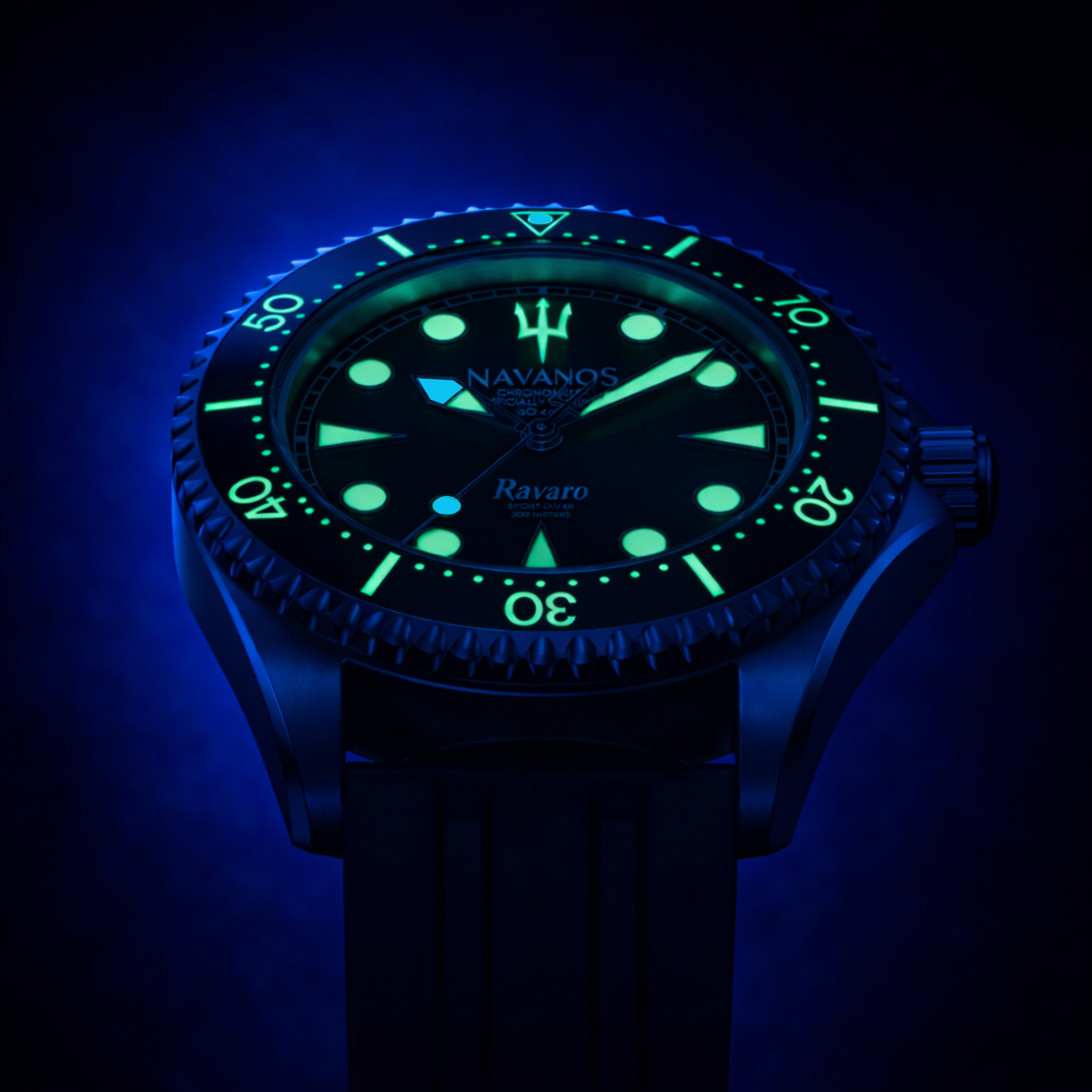 navanos ravaro diver lume shot super luminova x2 blue dial swiss dive watch night visibility